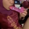 Fanessa Hijab Merah Colok Memek Pakai Dildo